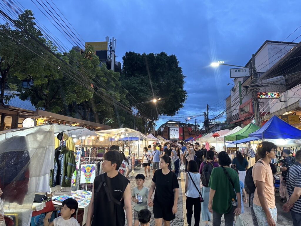 ถนนคนเดินท่าแพ